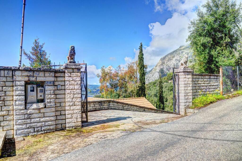 Rolling Stolis Home Katavolos Luaran gambar