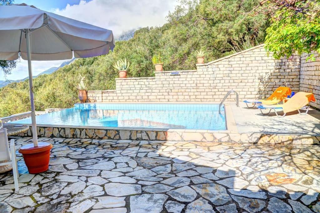 Rolling Stolis Home Katavolos Luaran gambar