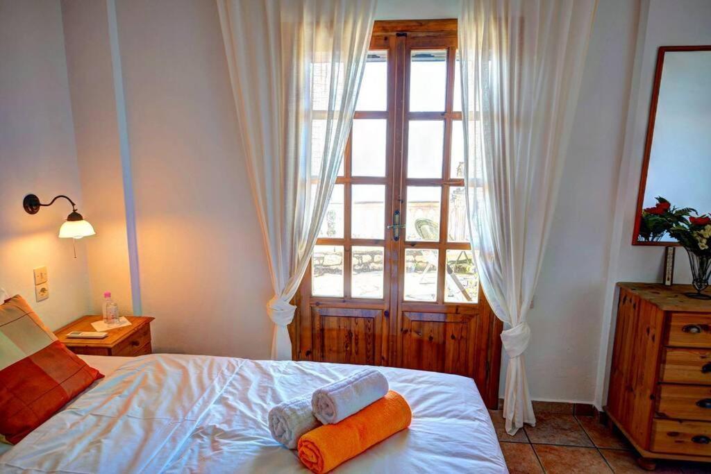 Rolling Stolis Home Katavolos Luaran gambar